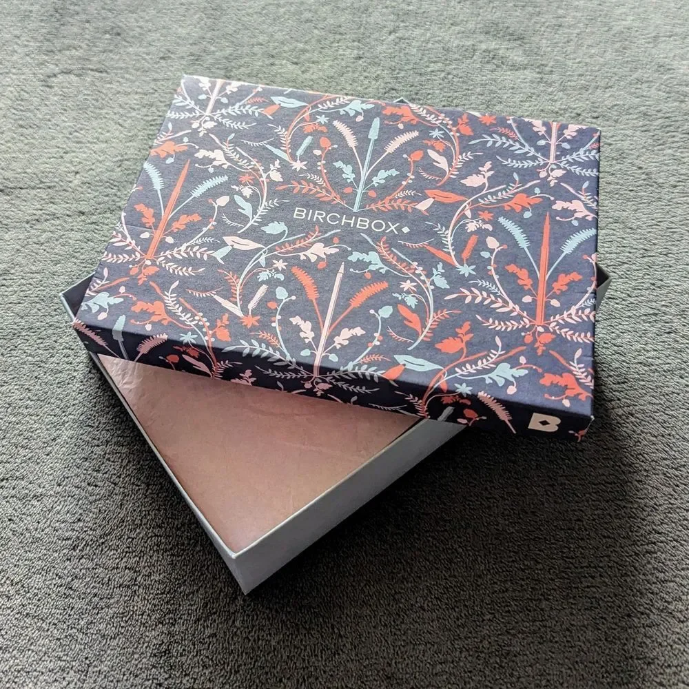 Box of 23 Assorted Greeting Cards & Envelopes